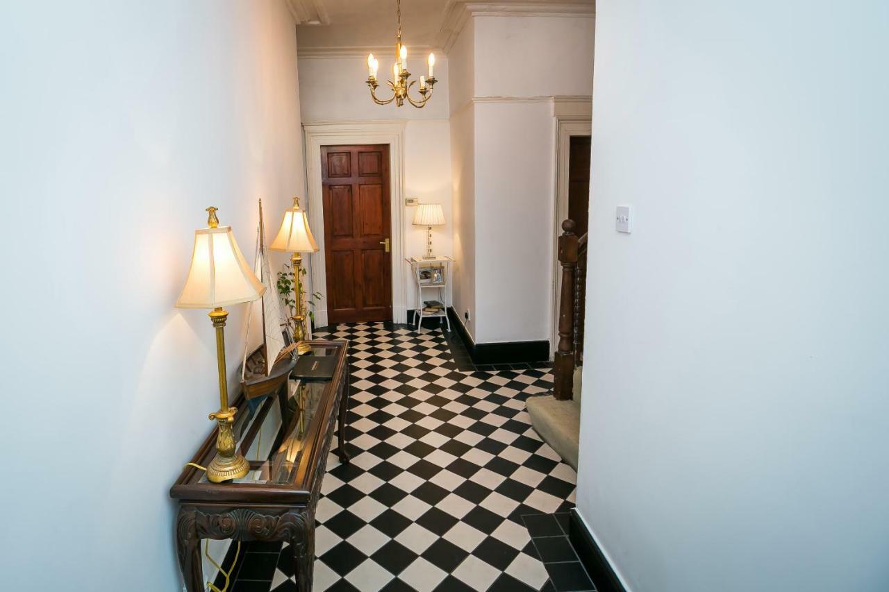Bed and Breakfast 29 Marine Crescent Waterloo Экстерьер фото